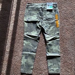 Women’s sandstorm camouflage skinny jeans size 12